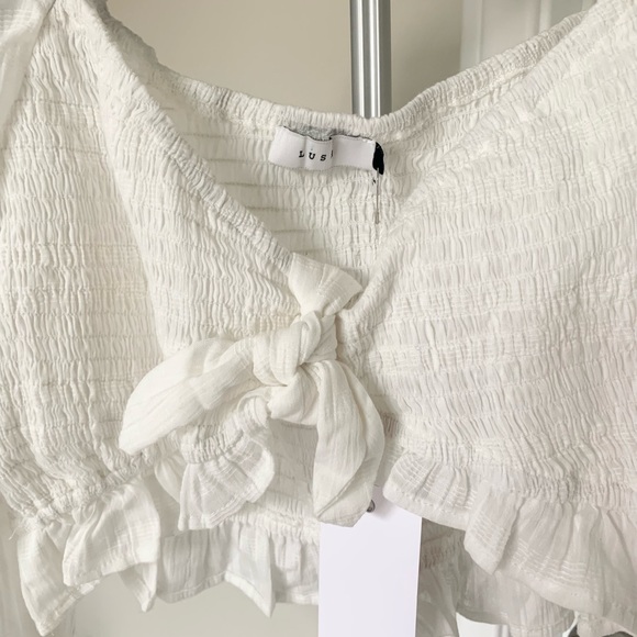 Lush Long Sleeve Smocked Tie Front Crop Top - Picture 4 of 14